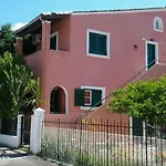 Valia Hotel
